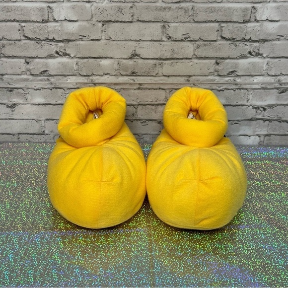 Carousel by Guy MICKEY MOUSE Adult Small Slippers Vintage Rare - Picture 2 of 14